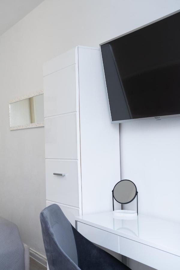 Apartment Maris Шибеник Екстер'єр фото